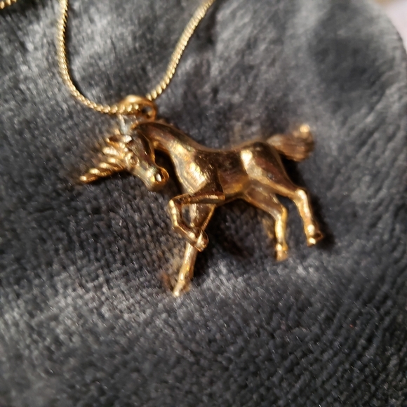 Unicorn Necklace - Picture 2 of 2